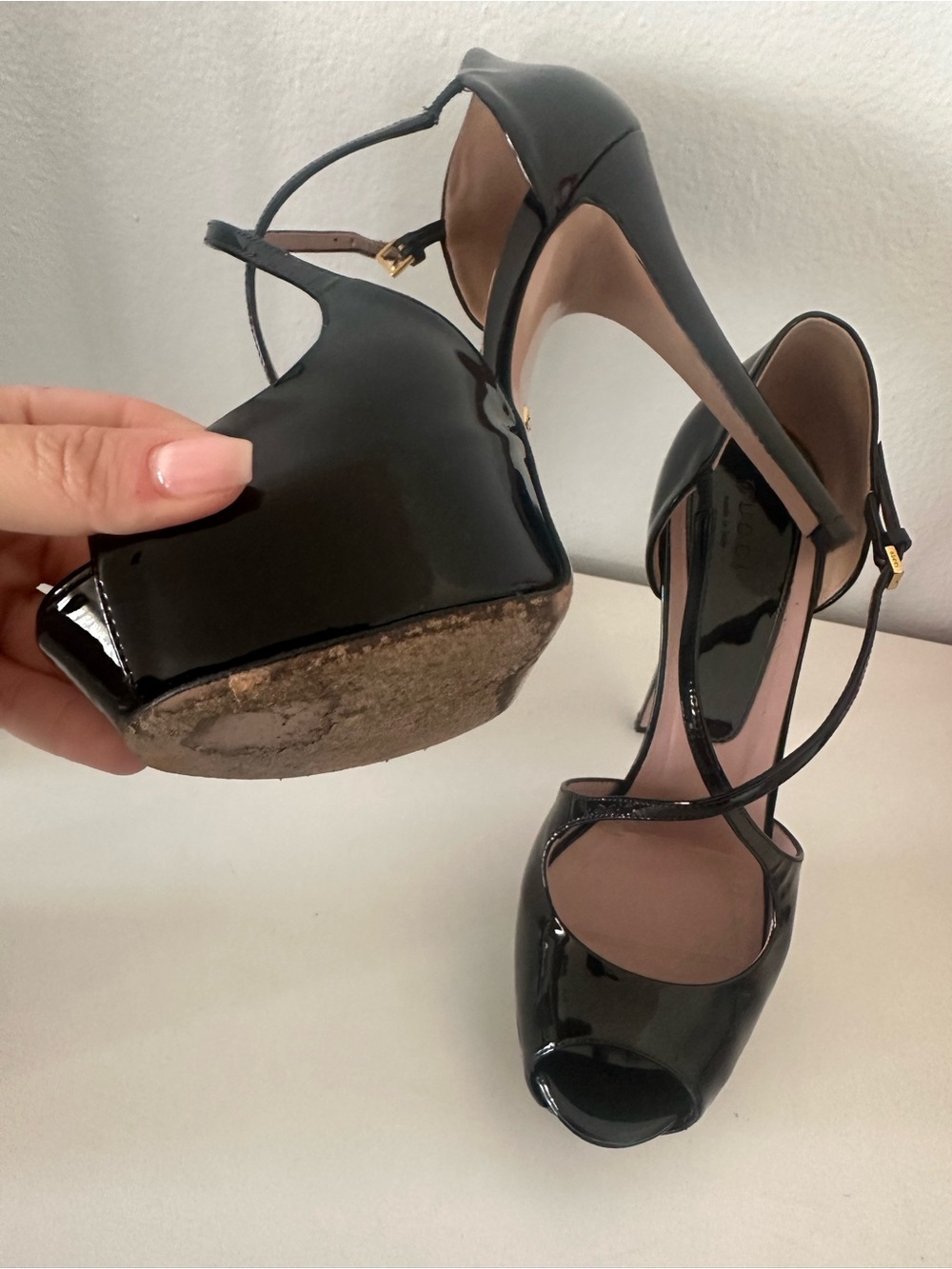 Gucci Black Patent Peep-Toe Platform Heels with Crisscross Strap - Picture 7 of 9